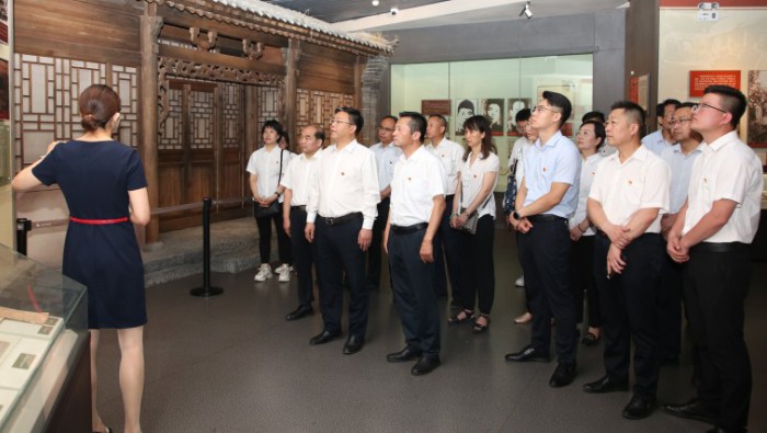 agÑÇÖÞ¼¯ÍÅÍø¼¯ÍÅ¿ªÕ¹¸ïÃü¹Å°å½ÌÓýôßÖ÷Ìâµ³Èջ